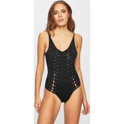Guess Jeans - Strój kąpielowy. Czarne stroje kąpielowe jednoczęściowe damskie marki Guess Jeans, s, z aplikacjami. Za 429,90 zł.
