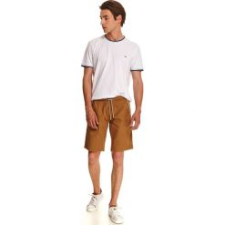 T-shirt gładki. Białe t-shirty męskie Top Secret, na lato, xxl, z haftami, z bawełny, klasyczne, z klasycznym kołnierzykiem. Za 49,99 zł.