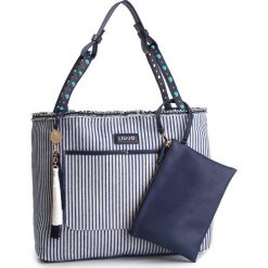 Torebka LIU JO - L Tote N19205 E0010 Midnight 90013. Niebieskie torebki klasyczne damskie Liu Jo, bez wzorów, ze skóry ekologicznej, bez dodatków. W wyprzedaży za 329,00 zł.