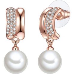 Pozłacane kolczyki-wkrętki z perłami i szklanymi kryształkami. Żółte kolczyki damskie The Pacific Pearl Company, Nova Pearls Copenhagen & Co., z perłą, złote. W wyprzedaży za 39,95 zł.