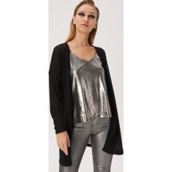 Niezapinany kardigan - Czarny. Czarne swetry damskie Sinsay, s, bez wzorów. Za 39,99 zł.