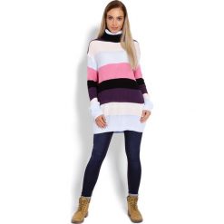Sweter z golfem damski w pasy pastelowy. Swetry damskie e-margeritka.pl, bez wzorów, z długim rękawem, długie, bez kaptura. Za 129,99 zł.