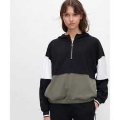 Bluza dresowa - Wielobarwny. Bluzy damskie Reserved, z dresówki, bez kaptura. Za 99,99 zł.