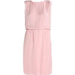Sukienki hiszpanki: Soaked in Luxury LILIAN Sukienka letnia silver pink