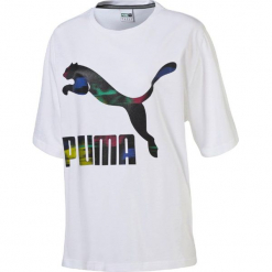 Koszulka w kolorze białym. Białe t-shirty damskie marki Puma, xs, z nadrukiem, z okrągłym kołnierzem. W wyprzedaży za 58,95 zł.