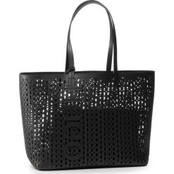 Torebka HUGO - Chelsea Shopper 50428554 10226128 01 001. Czarne torby damskie na zakupy HUGO, bez wzorów, ze skóry, klasyczne, bez dodatków. W wyprzedaży za 899,00 zł.