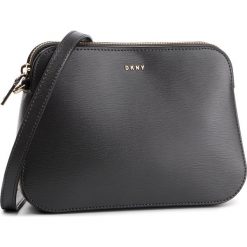 Torebka DKNY - R83E3630 Timber Green TIM. Szare listonoszki damskie DKNY, na co dzień, bez wzorów, ze skóry, eleganckie, bez dodatków. W wyprzedaży za 489,00 zł.