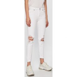 Tally Weijl - Jeansy. Białe jeansy damskie TALLY WEIJL, z podwyższonym stanem. W wyprzedaży za 119,90 zł.
