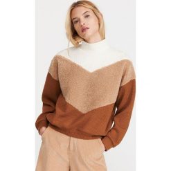 Bluza z łączonych materiałów - Wielobarwny. Bluzy damskie Reserved, m, z materiału. Za 99,99 zł.