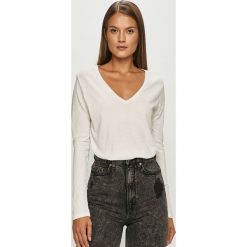 G-Star Raw - Longsleeve. Białe bluzki damskie G-Star RAW, s, bez wzorów, z bawełny, retro, bez kołnierzyka. Za 169,90 zł.