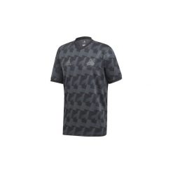 T-shirty z krótkim rękawem adidas Koszulka TAN. Szare koszulki męskie Adidas, s, bez wzorów, bez kołnierzyka, z krótkim rękawem, krótkie. Za 139,30 zł.