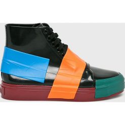 Melissa - Buty Crew Ad. Czarne buty sportowe damskie Melissa, bez wzorów, ze skóry, sportowe. W wyprzedaży za 329,90 zł.