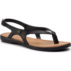 Sandały LASOCKI - OCE-1807-18 Black. Czarne klapki damskie Lasocki, bez wzorów, ze skóry, bez obcasa, na obcasie. Za 89,99 zł.