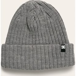 DC - Czapka. Zielone czapki męskie DC, bez wzorów, z dzianiny. Za 89,90 zł.