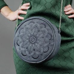 Torebka MANDALA. Szare torebki klasyczne damskie Pakamera, z tkaniny. Za 210,00 zł.