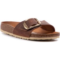 Klapki BIRKENSTOCK - Madrid Big Buckle 1006525 Cognac. Pomarańczowe klapki damskie Birkenstock, bez wzorów, ze skóry, bez obcasa. Za 369,00 zł.