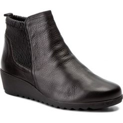 Botki CAPRICE - 9-25356-29 Black Nappa 022. Czarne buty zimowe damskie Caprice, z materiału, na obcasie. W wyprzedaży za 219,00 zł.