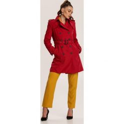 Czerwony Płaszcz Rosella. Czerwone płaszcze damskie Renee, s, bez wzorów, długie. Za 229,99 zł.