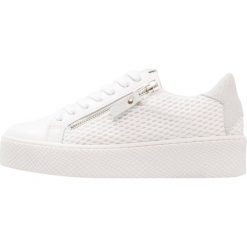 Trampki damskie slip on: SPM MARLEY Tenisówki i Trampki white/silver macia