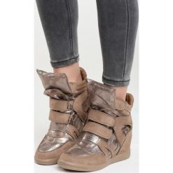 Khaki Sneakersy Want You Tonight. Brązowe koturny damskie Born2be, bez obcasa, na koturnie, bez zapięcia. Za 109,99 zł.