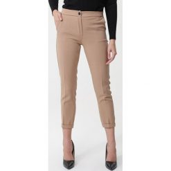 Beżowe Spodnie Vosges. Brązowe spodnie damskie Born2be, s, bez wzorów, z tkaniny, eleganckie. Za 79,99 zł.