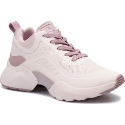 Sneakersy TAMARIS - 1-23726-23 Lavender Comb 555. Różowe półbuty damskie Tamaris, z tworzywa sztucznego. W wyprzedaży za 219,00 zł.