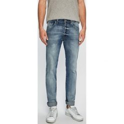 Guess Jeans - Jeansy. Jeansy męskie Guess Jeans. W wyprzedaży za 249,90 zł.