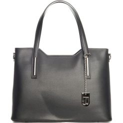 Skórzany shopper bag w kolorze czarnym - 45 x 37 x 16 cm. Czarne torby na zakupy damskie marki Best of Italian Summer Bags, w paski, ze skóry. W wyprzedaży za 347,95 zł.