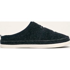 Gant - Kapcie. Niebieskie kapcie męskie GANT, z gumy. W wyprzedaży za 199,90 zł.