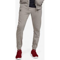Under Armour Speckled Spodnie dresowe Szary. Szare spodenki i szorty męskie Under Armour, s, bez wzorów, z bawełny. Za 309,95 zł.