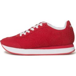 Desigual tenisówki damskie Shoes Galaxy Lott 38 czerwone. Czerwone trampki i tenisówki damskie Desigual, bez wzorów, bez zapięcia. W wyprzedaży za 245,00 zł.
