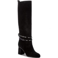 Kozaki RED VALENTINO - QQ2S0B14 Nero 0NO 1. Czarne kozaki damskie marki Red Valentino, ze skóry, bez obcasa, bez zapięcia. W wyprzedaży za 1629,00 zł.