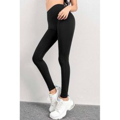 Leginsy JENOMA BLACK. Czarne legginsy sportowe damskie IVET, bez wzorów, na fitness i siłownię. W wyprzedaży za 39,00 zł.