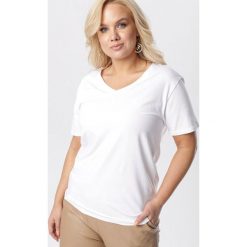 Biały T-shirt Genilin. Białe bluzki damskie Born2be, xl, bez wzorów, bez kołnierzyka, bez rękawów. W wyprzedaży za 29,99 zł.