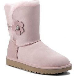 Buty zimowe damskie: Buty UGG – W Bailey Button Poppy 1092294 W/Slpn