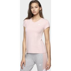 T-shirt damski TSD002 - łososiowy. Różowe t-shirty damskie 4f, bez wzorów, bez kołnierzyka. Za 49,99 zł.