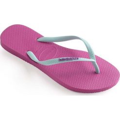 Havaianas - Japonki. Różowe klapki damskie Havaianas, bez wzorów, z materiału, bez obcasa, na obcasie. W wyprzedaży za 79,90 zł.