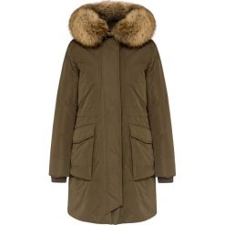 Parka WOOLRICH W'S MILITARY FR. Zielone kurtki damskie Woolrich, s, bez wzorów, z bawełny. Za 5500,00 zł.