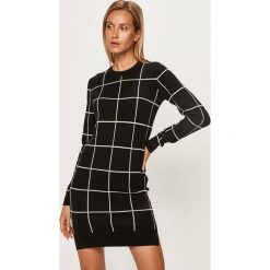 Tally Weijl - Sukienka. Szare sukienki damskie TALLY WEIJL, na co dzień, s, bez wzorów, z poliesteru, casualowe, z okrągłym kołnierzem, z długim rękawem, długie, mini, proste. W wyprzedaży za 99,90 zł.