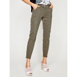 Jeansy Skinny Fit Laurèl Jacky Cargo 81019. Zielone jeansy damskie Laurèl, l, bez wzorów, z jeansu. W wyprzedaży za 529,00 zł.