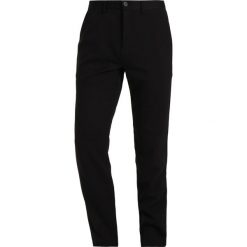 Chinosy męskie: Lindbergh Chinosy black