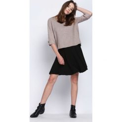 Ciemnobeżowy Sweter Never Easy. Szare swetry klasyczne damskie Born2be, l, z okrągłym kołnierzem. Za 74,99 zł.