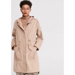 Kurtka parka z kapturem - Beżowy. Brązowe parki damskie Reserved, bez wzorów, z kapturem. Za 179,99 zł.