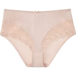 Figi modelujące bonprix pudrowy. Różowe majtki damskie bonprix, ze skóry. Za 37,99 zł.