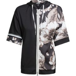 Bluza SPORTALM LOLA Print|Czarny. Czarne bluzy damskie z kieszeniami marki Sportalm, z satyny, z krótkim rękawem, krótkie. Za 495,00 zł.