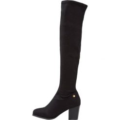 XTI Muszkieterki black. Czarne buty zimowe damskie marki Xti, z materiału. W wyprzedaży za 149,50 zł.