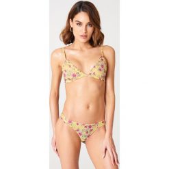 Andrea Hedenstedt x NA-KD Siateczkowe stringi - Multicolor,Yellow. Żółte stringi damskie marki Andrea Hedenstedt x NA-KD. W wyprzedaży za 24,38 zł.