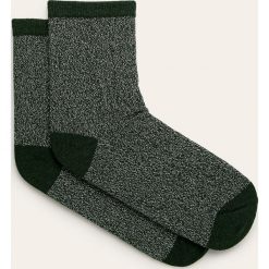 Name it - Skarpetki dziecięce. Zielone skarpetki dziewczęce Name it, bez wzorów, z elastanu. Za 29,90 zł.