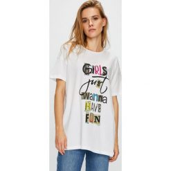Trussardi Jeans - Top. Białe topy damskie marki Trussardi Jeans, s, z nadrukiem, z bawełny, z okrągłym kołnierzem. W wyprzedaży za 179,90 zł.