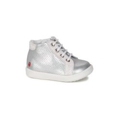 Buty Dziecko GBB FAMIA. Szare trampki dziewczęce GBB, bez wzorów, bez zapięcia. Za 179,40 zł.